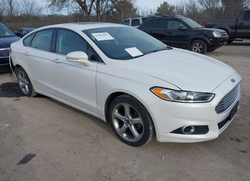 2013 Ford Fusion SE (VIN 3FA6P0HR5DR139089) main photo