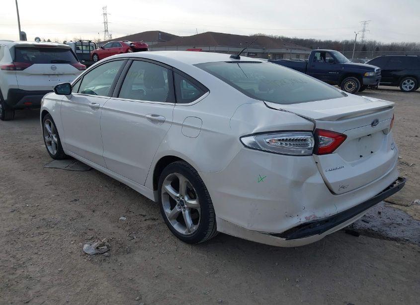 Photo 3 of 2013 Ford Fusion SE (VIN 3FA6P0HR5DR139089)
