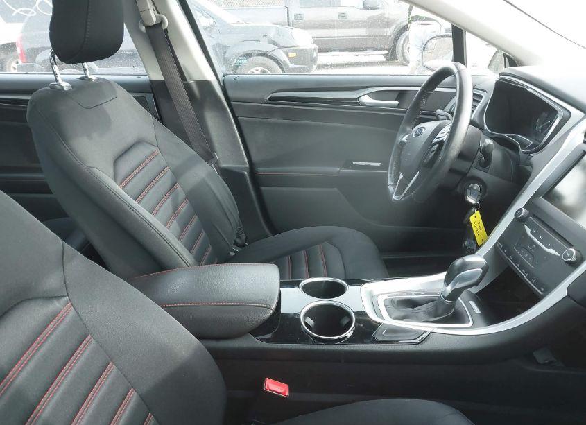 Photo 5 of 2013 Ford Fusion SE (VIN 3FA6P0HR5DR139089)