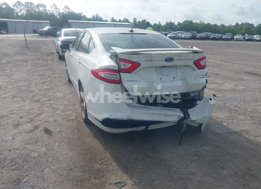 Photo 6 of 2013 Ford Fusion SE (VIN 3FA6P0HR5DR153526)