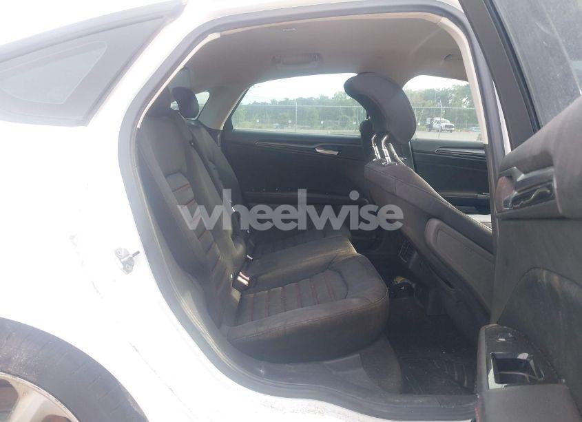 Photo 8 of 2013 Ford Fusion SE (VIN 3FA6P0HR5DR153526)