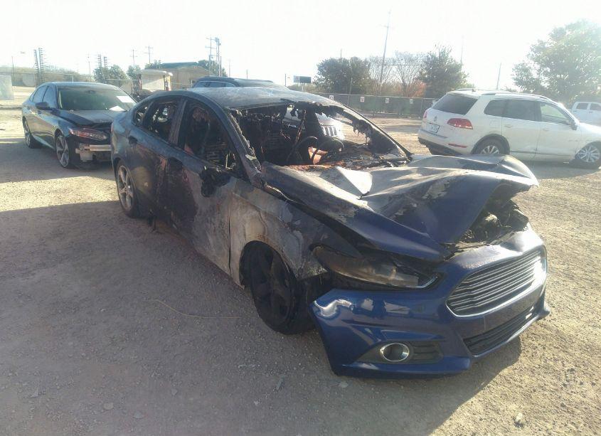 2013 Ford Fusion SE (VIN 3FA6P0HR5DR156328) main photo