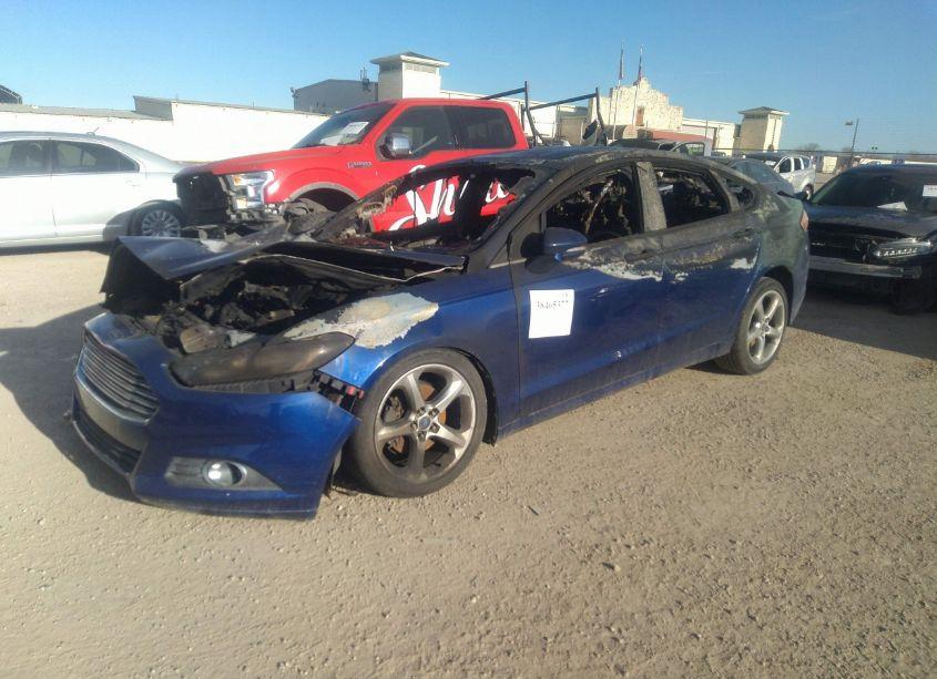 Photo 2 of 2013 Ford Fusion SE (VIN 3FA6P0HR5DR156328)