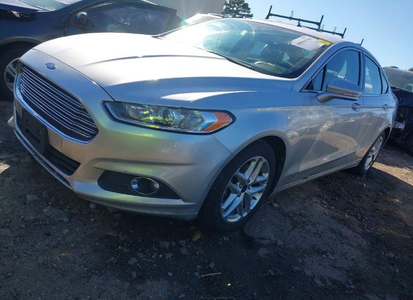 Photo 2 of 2013 Ford Fusion SE (VIN 3FA6P0HR5DR174330)