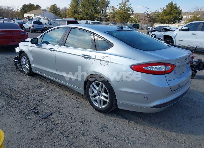 Photo 3 of 2013 Ford Fusion SE (VIN 3FA6P0HR5DR181729)