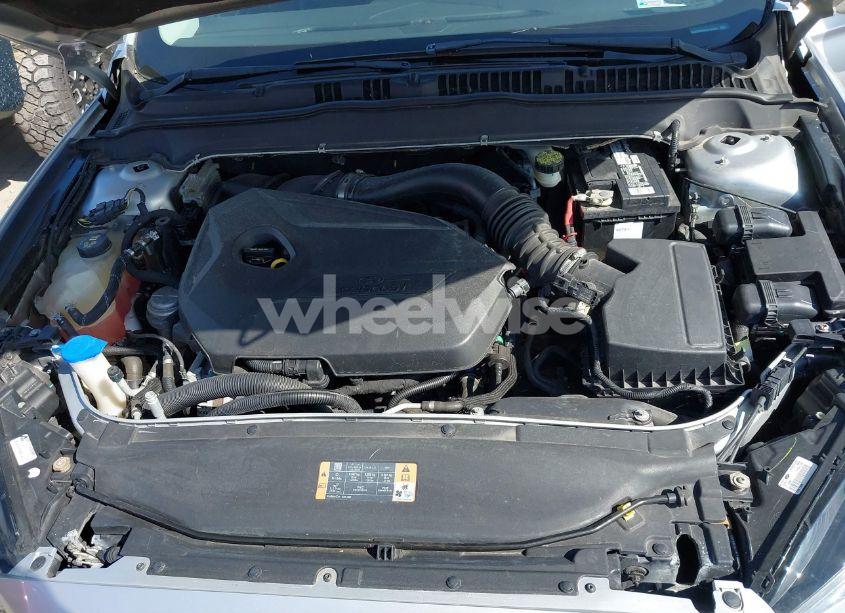 Photo 10 of 2013 Ford Fusion SE (VIN 3FA6P0HR5DR199082)