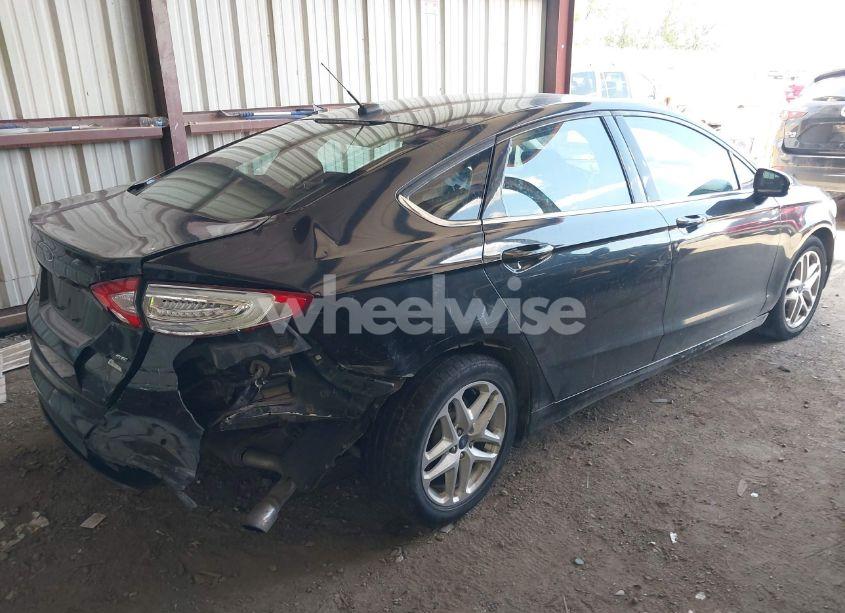 Photo 4 of 2013 Ford Fusion SE (VIN 3FA6P0HR5DR226281)