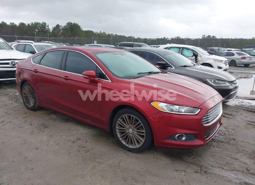 2013 Ford Fusion SE (VIN 3FA6P0HR5DR240262) main photo