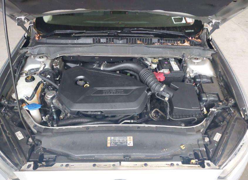 Photo 10 of 2013 Ford Fusion SE (VIN 3FA6P0HR5DR288280)