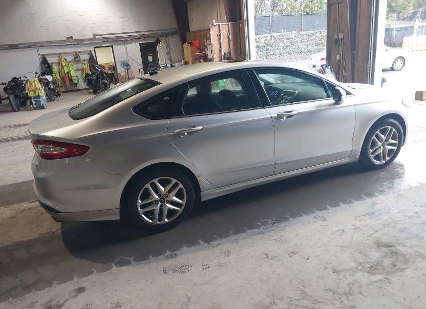 Photo 4 of 2013 Ford Fusion SE (VIN 3FA6P0HR5DR288280)