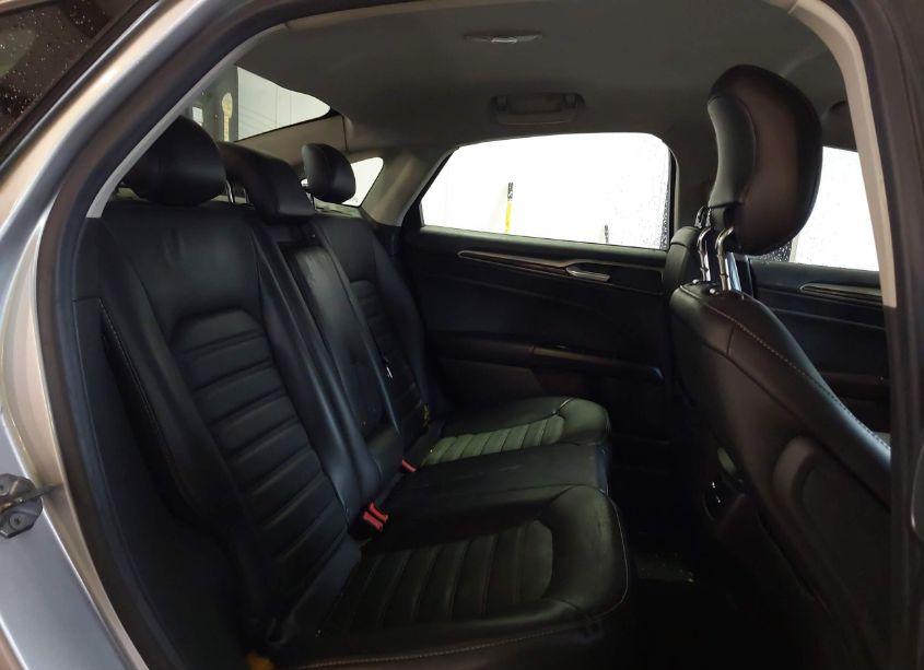 Photo 8 of 2013 Ford Fusion SE (VIN 3FA6P0HR5DR289302)