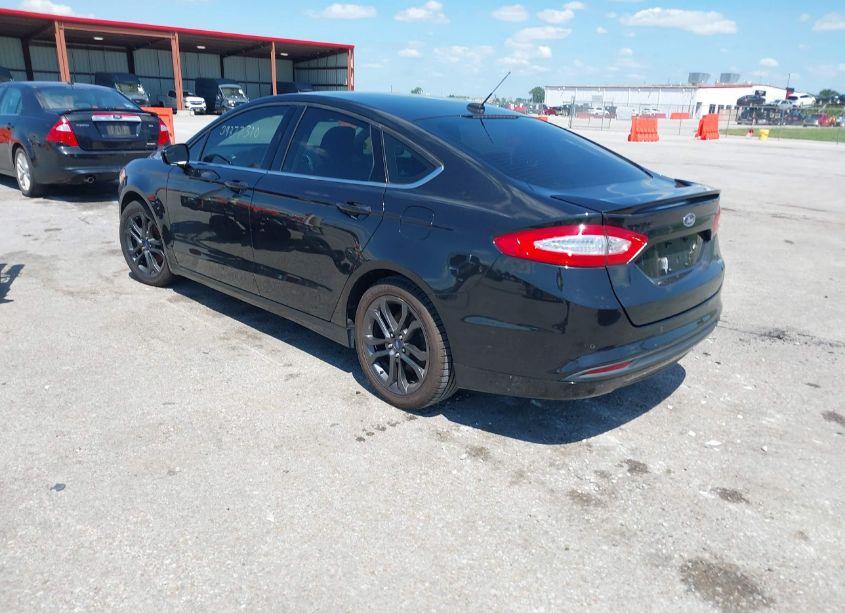 Photo 3 of 2013 Ford Fusion SE (VIN 3FA6P0HR5DR305790)