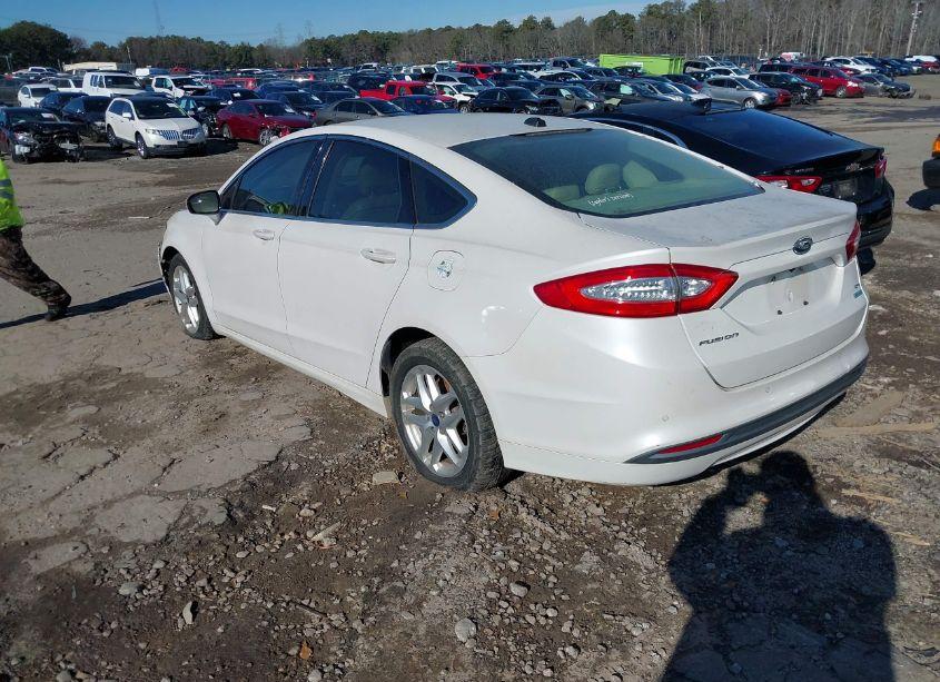 Photo 3 of 2013 Ford Fusion SE (VIN 3FA6P0HR5DR317616)