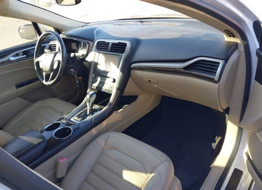 Photo 5 of 2013 Ford Fusion SE (VIN 3FA6P0HR5DR317616)