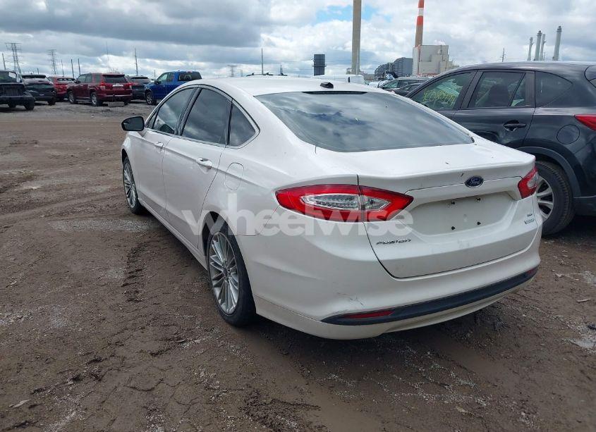 Photo 3 of 2013 Ford Fusion SE (VIN 3FA6P0HR5DR359686)
