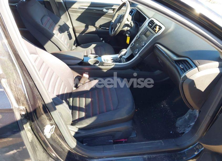 Photo 5 of 2013 Ford Fusion SE (VIN 3FA6P0HR6DR100902)