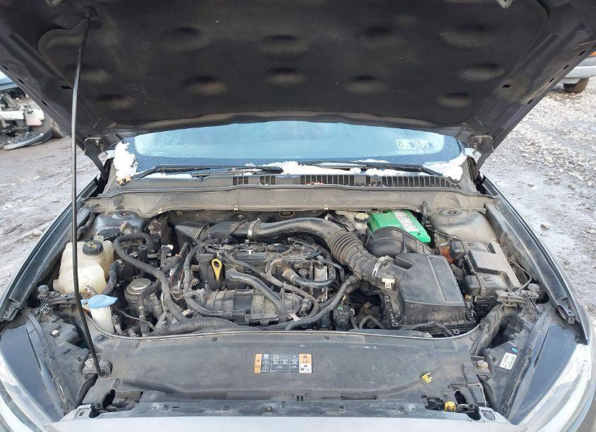 Photo 10 of 2013 Ford Fusion SE (VIN 3FA6P0HR6DR135861)