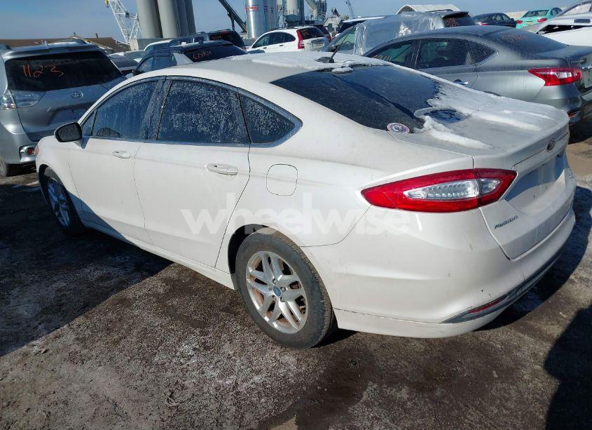 Photo 3 of 2013 Ford Fusion SE (VIN 3FA6P0HR6DR138825)