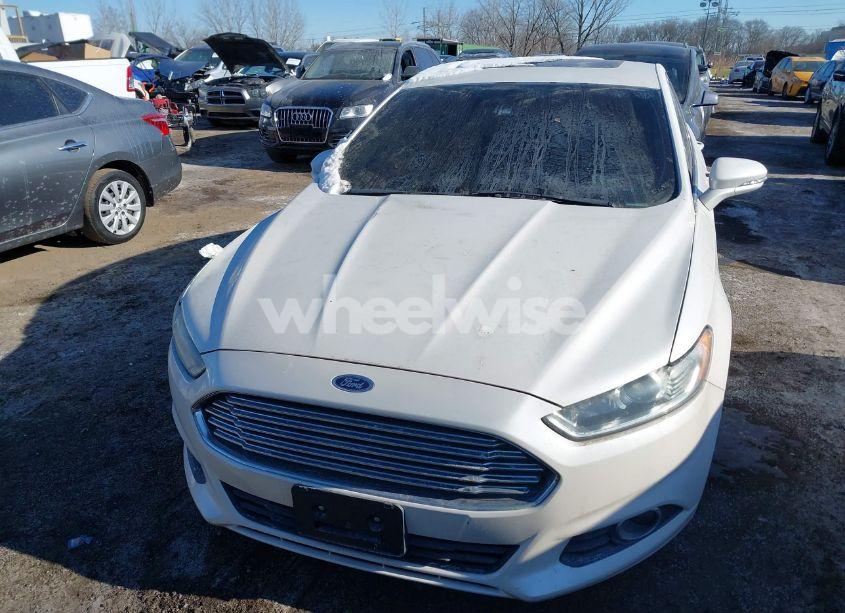 Photo 6 of 2013 Ford Fusion SE (VIN 3FA6P0HR6DR138825)