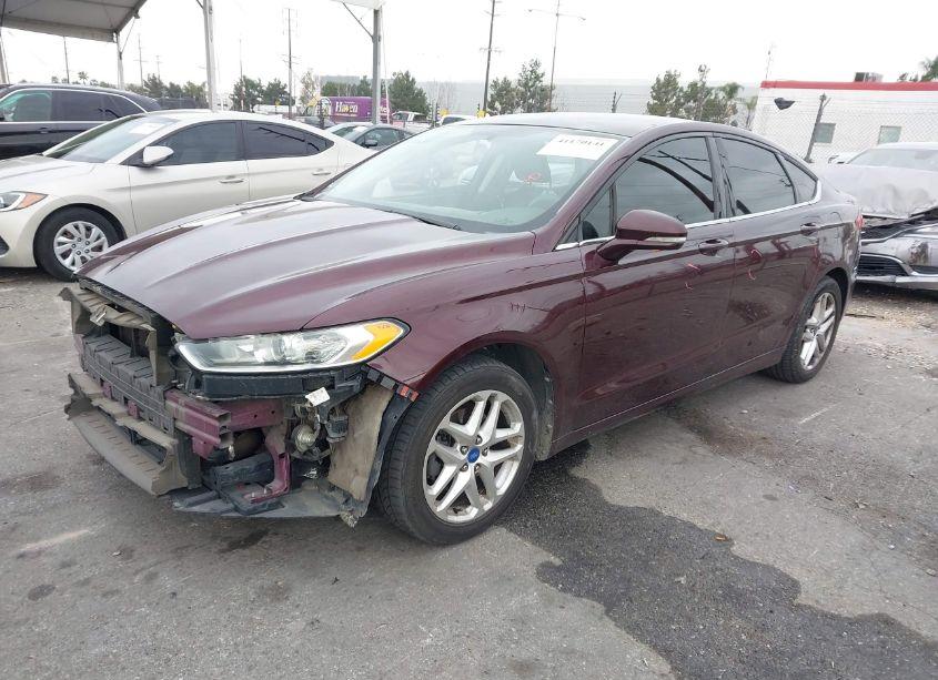 Photo 2 of 2013 Ford Fusion SE (VIN 3FA6P0HR6DR157357)