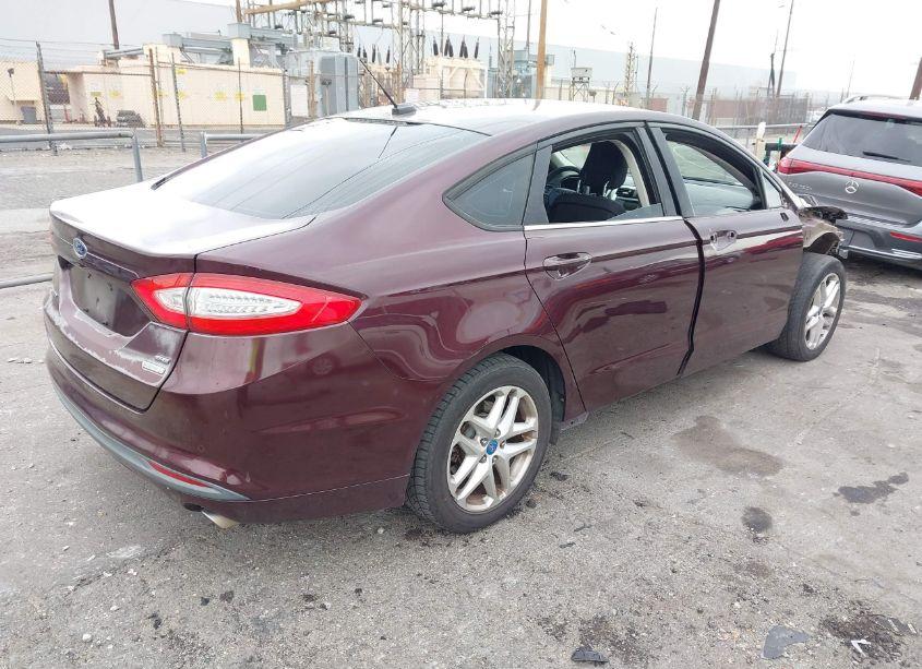 Photo 4 of 2013 Ford Fusion SE (VIN 3FA6P0HR6DR157357)