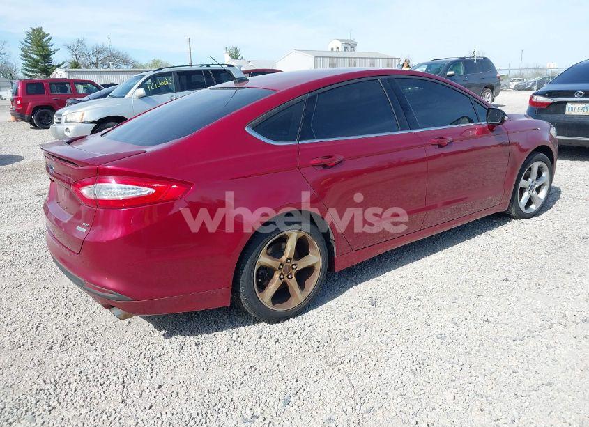 Photo 4 of 2013 Ford Fusion SE (VIN 3FA6P0HR6DR207528)