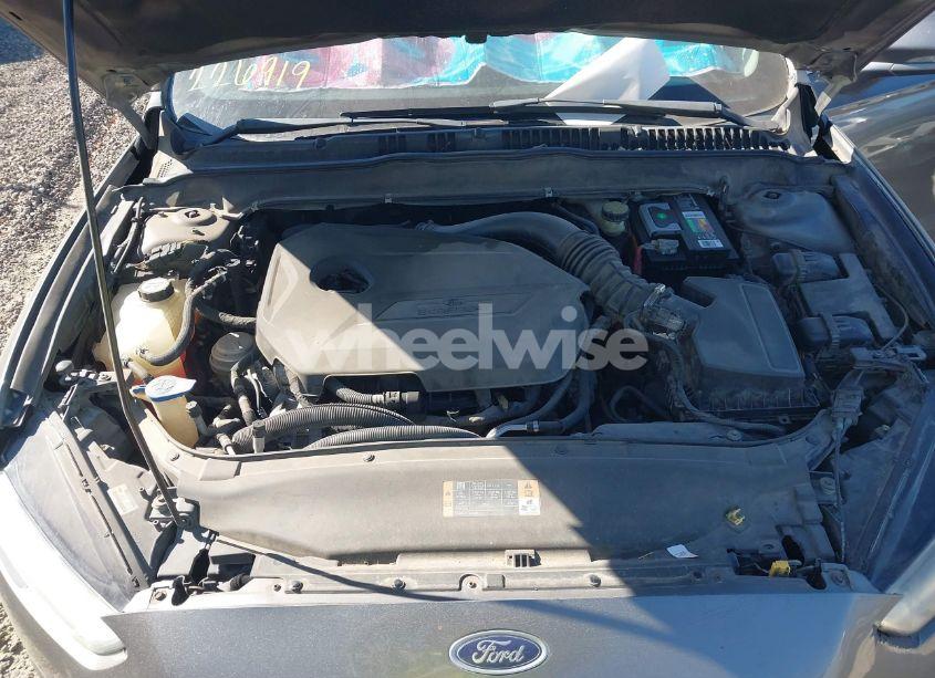 Photo 10 of 2013 Ford Fusion SE (VIN 3FA6P0HR6DR226919)