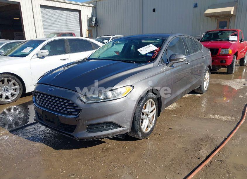Photo 2 of 2013 Ford Fusion SE (VIN 3FA6P0HR6DR226919)