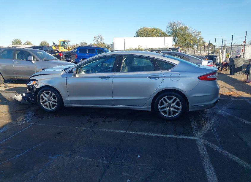 Photo 14 of 2013 Ford Fusion SE (VIN 3FA6P0HR6DR252436)