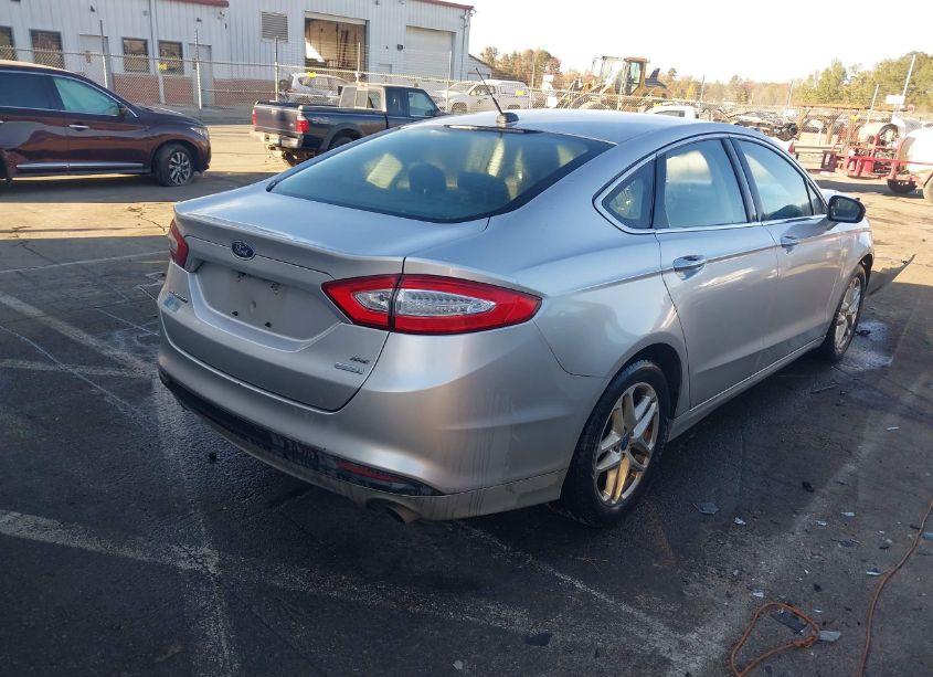 Photo 4 of 2013 Ford Fusion SE (VIN 3FA6P0HR6DR252436)