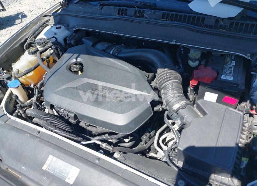 Photo 10 of 2013 Ford Fusion SE (VIN 3FA6P0HR6DR258883)