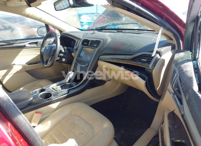 Photo 5 of 2013 Ford Fusion SE (VIN 3FA6P0HR6DR295156)