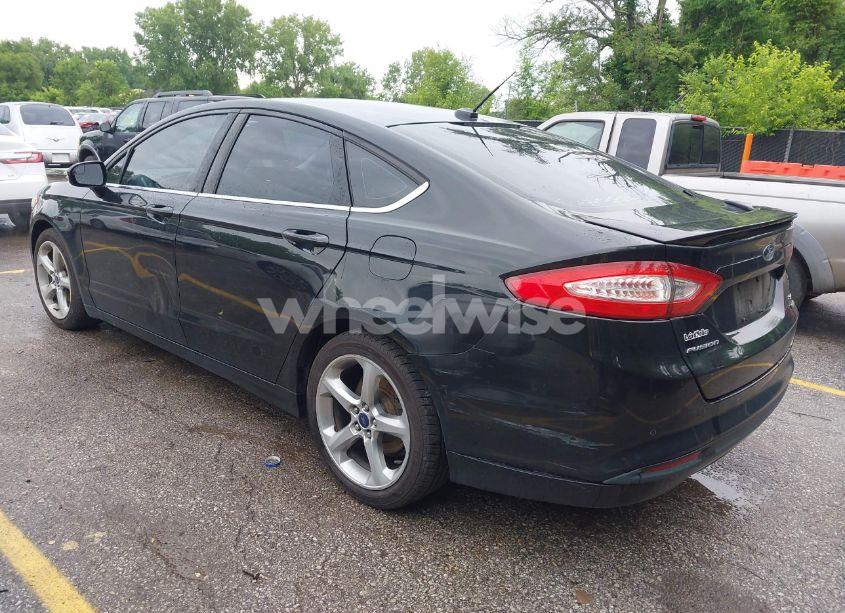 Photo 3 of 2013 Ford Fusion SE (VIN 3FA6P0HR6DR303434)