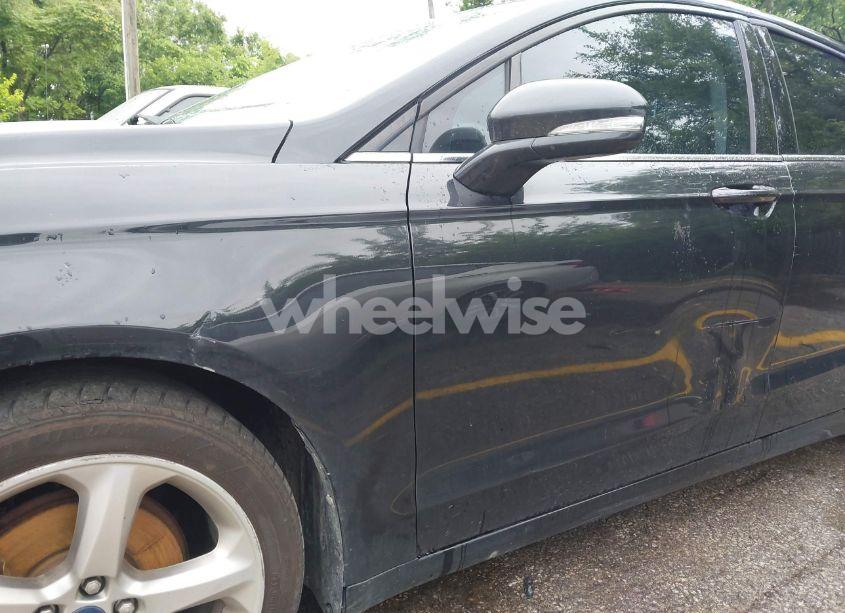 Photo 6 of 2013 Ford Fusion SE (VIN 3FA6P0HR6DR303434)