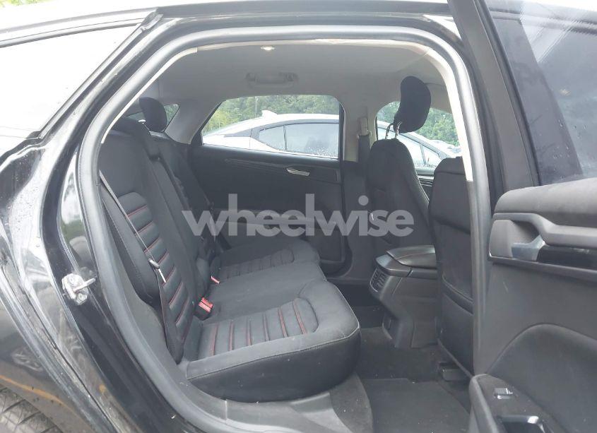 Photo 8 of 2013 Ford Fusion SE (VIN 3FA6P0HR6DR303434)