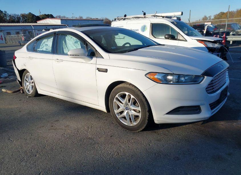 2013 Ford Fusion SE (VIN 3FA6P0HR6DR338913) main photo