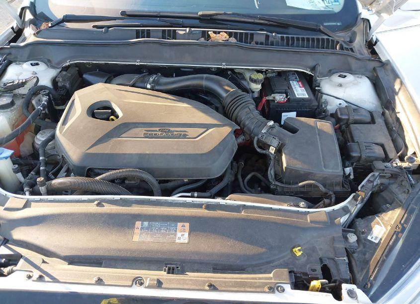 Photo 10 of 2013 Ford Fusion SE (VIN 3FA6P0HR6DR338913)