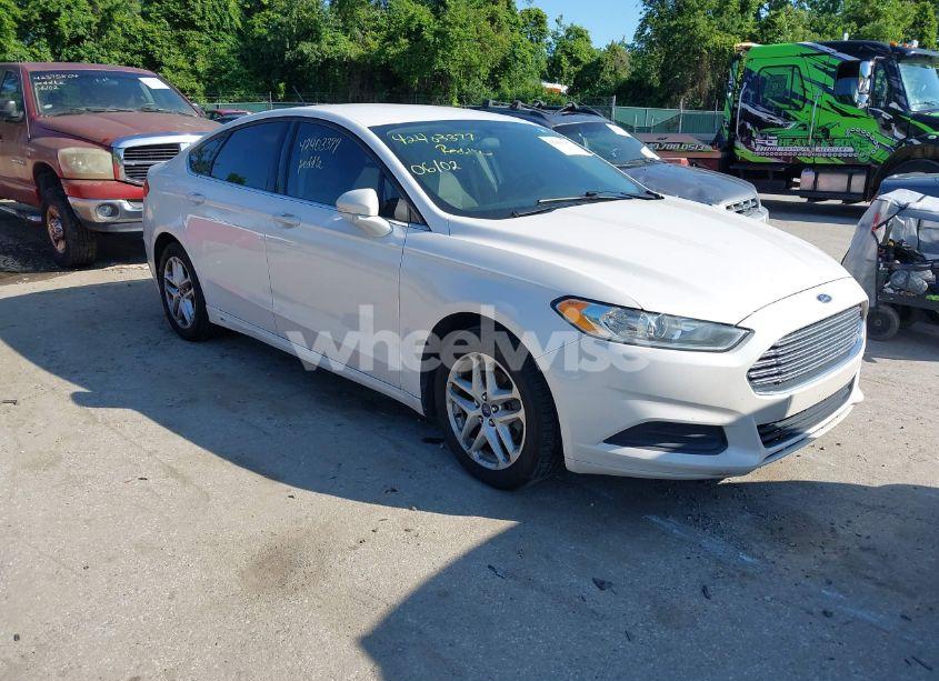 2013 Ford Fusion SE (VIN 3FA6P0HR6DR387299) main photo