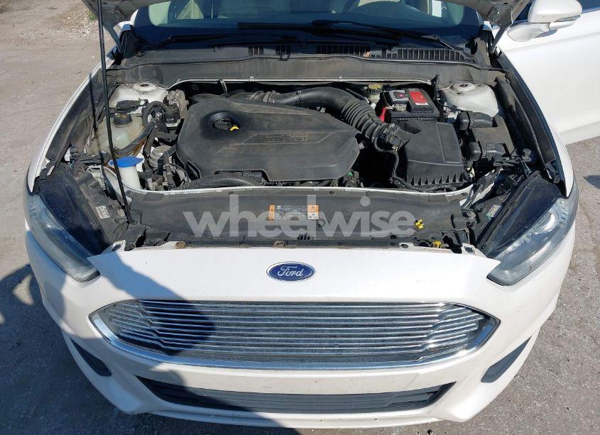 Photo 10 of 2013 Ford Fusion SE (VIN 3FA6P0HR6DR387299)