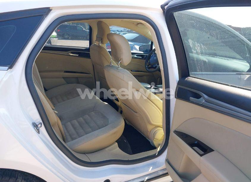 Photo 8 of 2013 Ford Fusion SE (VIN 3FA6P0HR6DR387299)