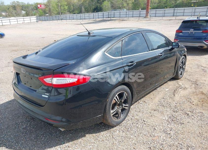 Photo 4 of 2013 Ford Fusion SE (VIN 3FA6P0HR7DR107924)