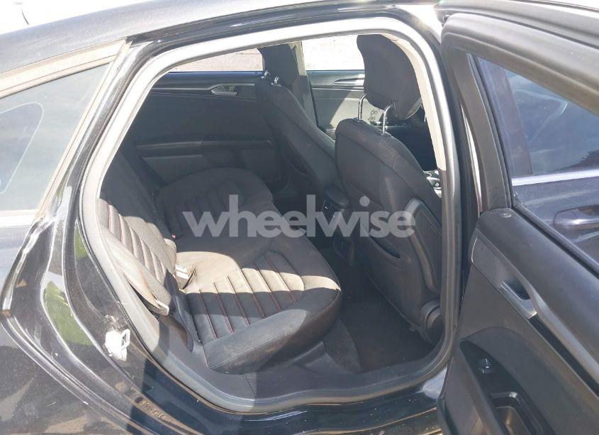 Photo 8 of 2013 Ford Fusion SE (VIN 3FA6P0HR7DR107924)