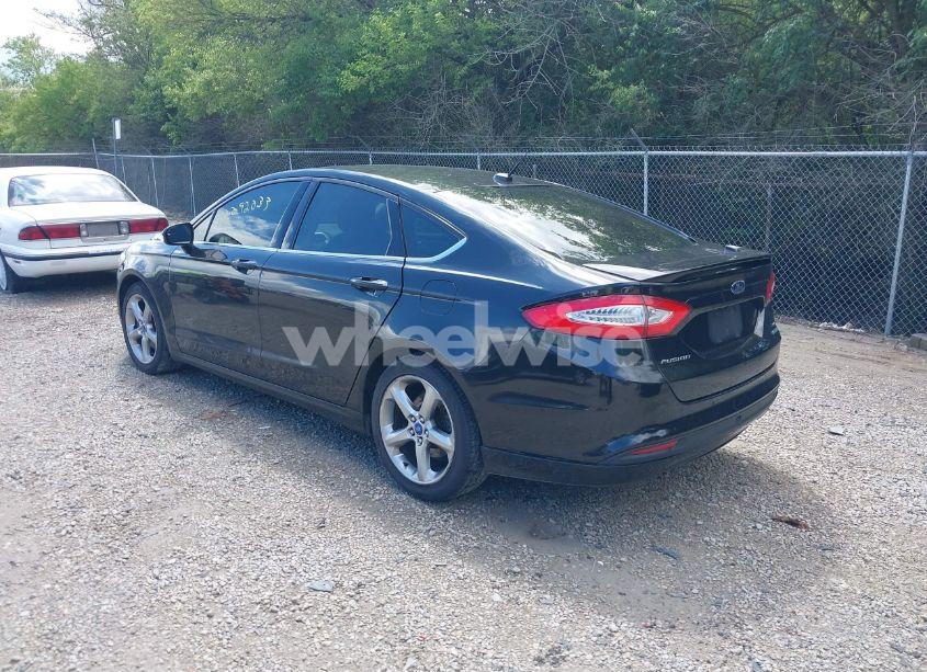 Photo 3 of 2013 Ford Fusion SE (VIN 3FA6P0HR7DR124156)