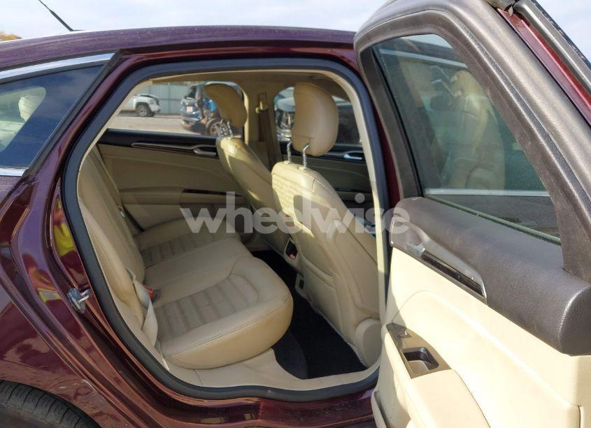 Photo 8 of 2013 Ford Fusion SE (VIN 3FA6P0HR7DR129891)