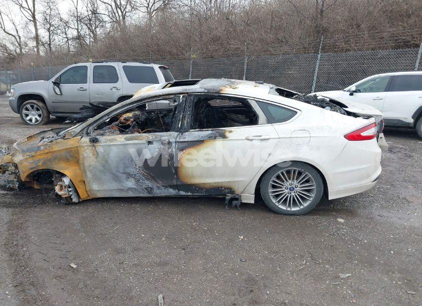 Photo 14 of 2013 Ford Fusion SE (VIN 3FA6P0HR7DR152605)