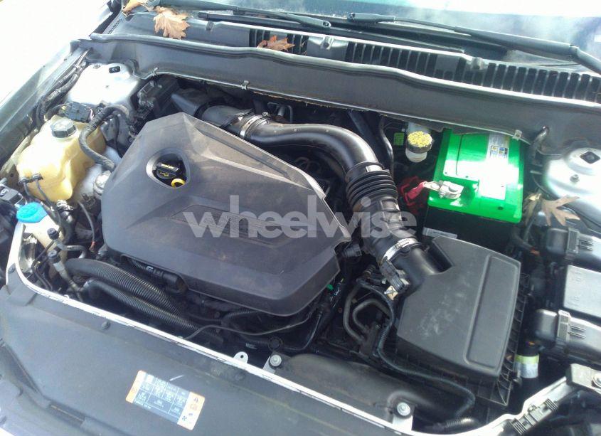 Photo 10 of 2013 Ford Fusion SE (VIN 3FA6P0HR7DR153981)