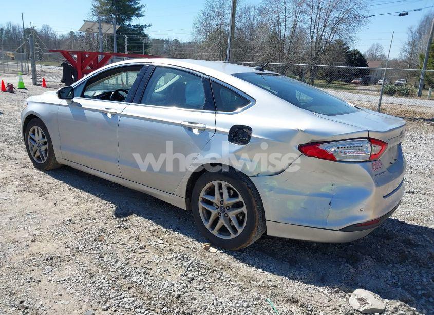 Photo 3 of 2013 Ford Fusion SE (VIN 3FA6P0HR7DR161076)