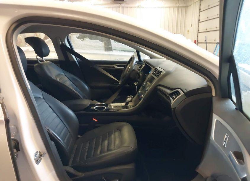 Photo 5 of 2013 Ford Fusion SE (VIN 3FA6P0HR7DR163801)