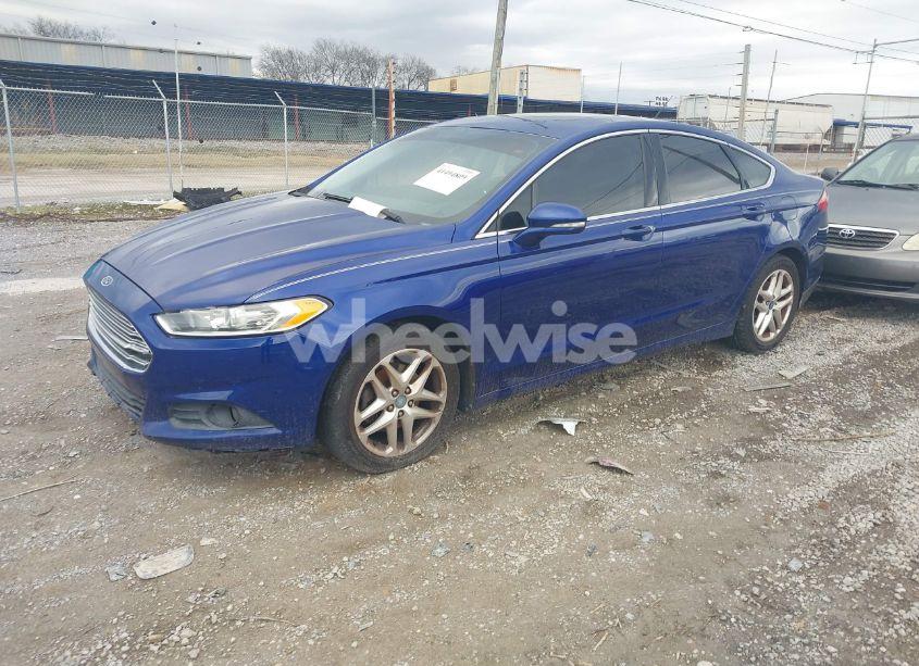 Photo 2 of 2013 Ford Fusion SE (VIN 3FA6P0HR7DR166570)
