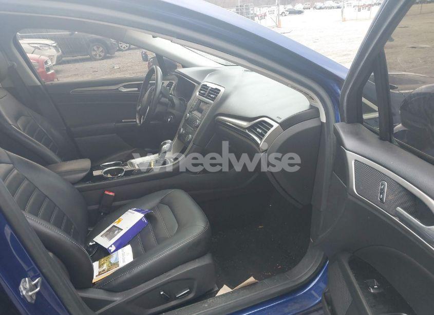 Photo 5 of 2013 Ford Fusion SE (VIN 3FA6P0HR7DR166570)